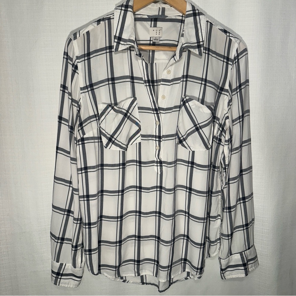 A New Day Black and White Plaid Half Button Front Blouse Size Large